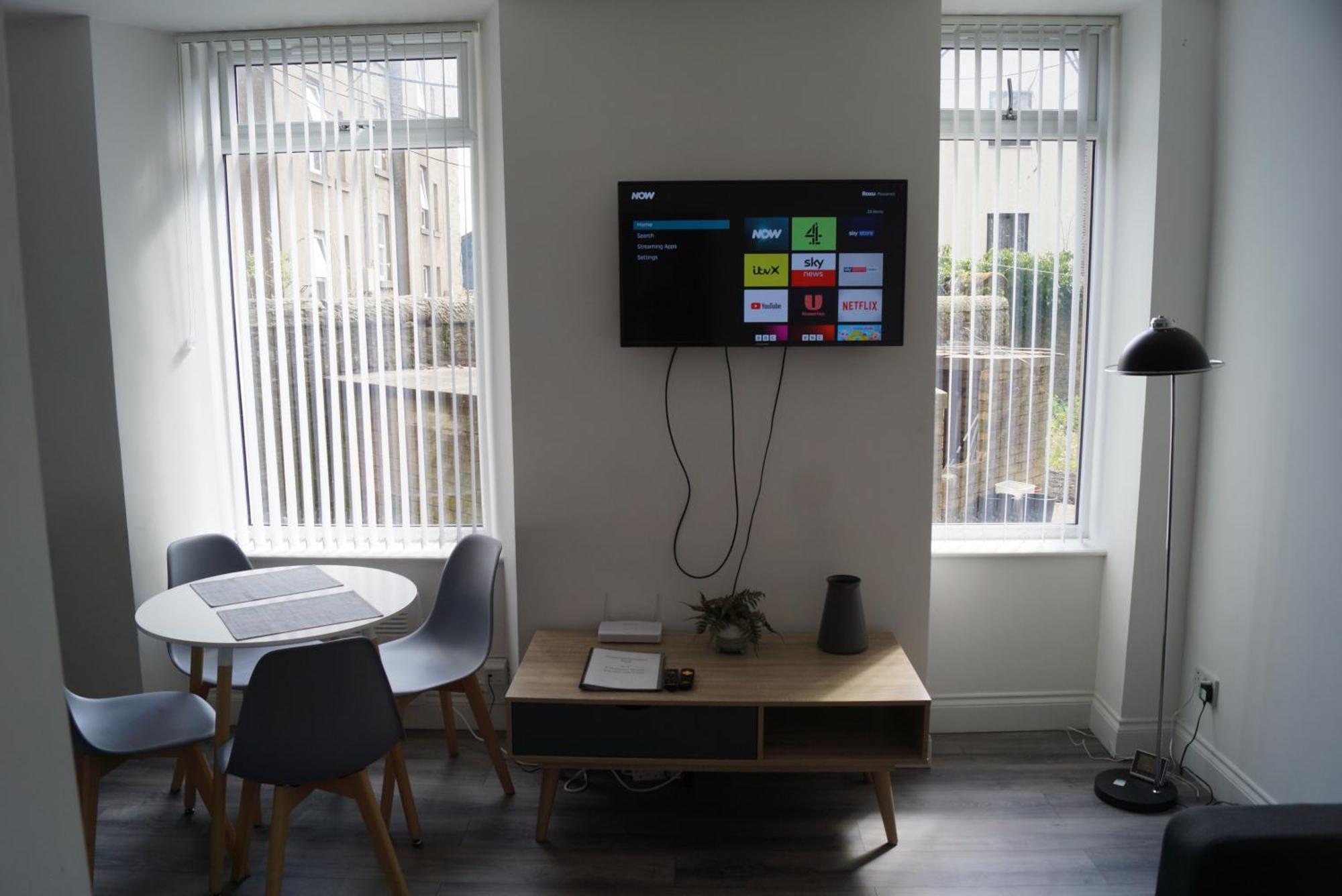 - Sleeps 4 - Pet Friendly Apartment